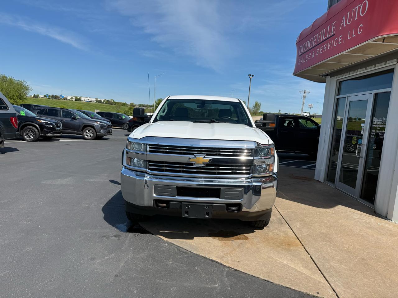 Chevrolet Silverado 2500HD Built After Aug 14 4WD Reg Cab 133.6" Work Truck 2015