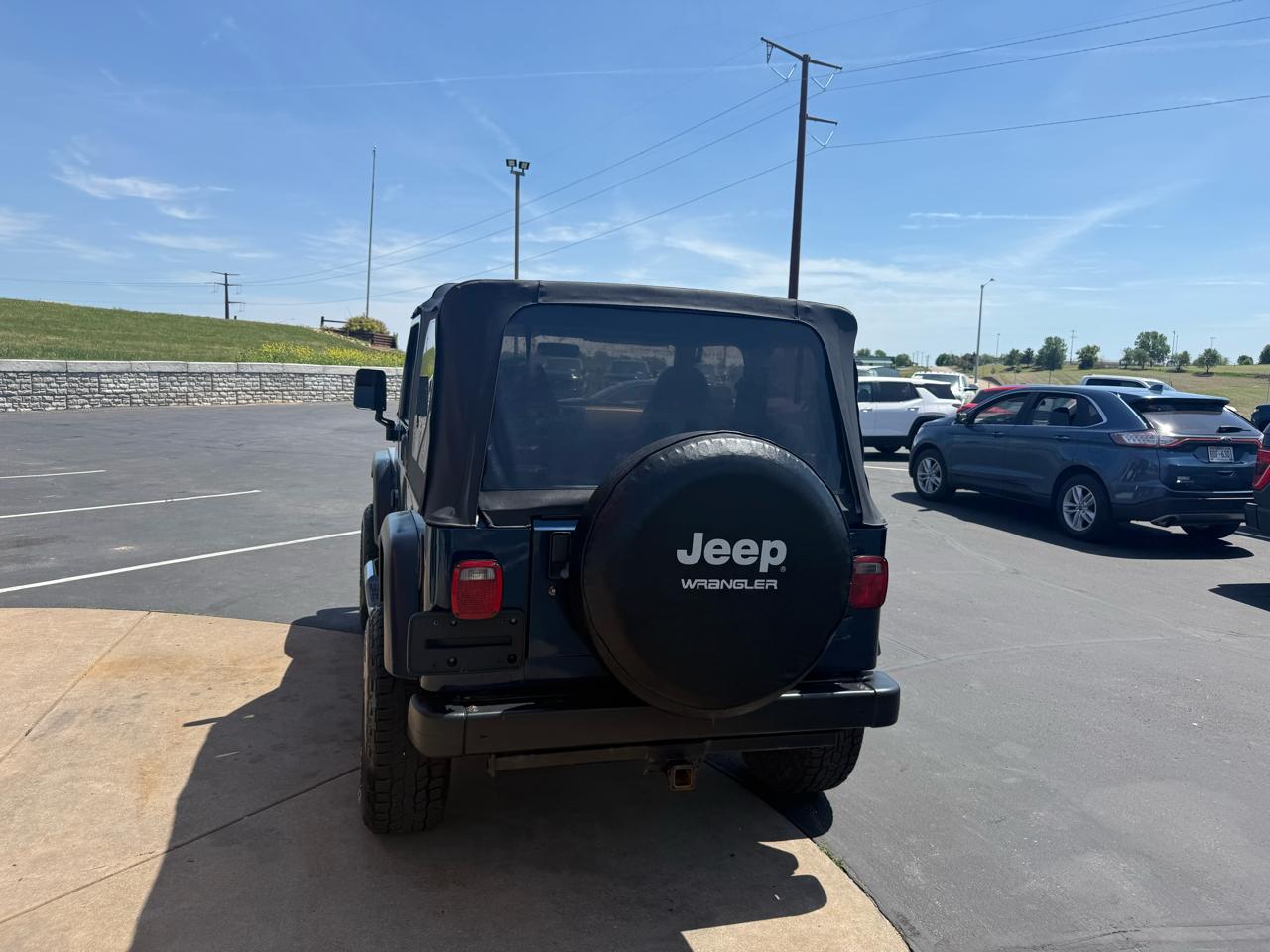 Jeep Wrangler 2dr Sport 2000