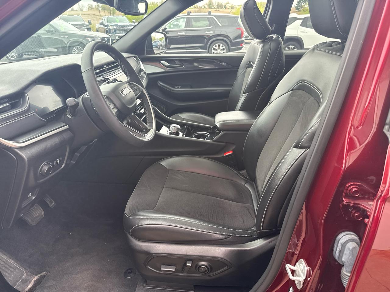 Jeep Grand Cherokee L Altitude 4x4 2023