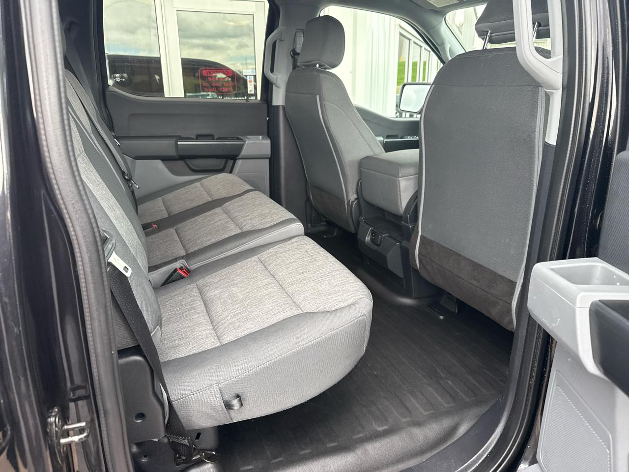 Ford F-150 XL 4WD SuperCrew 5.5' Box 2023
