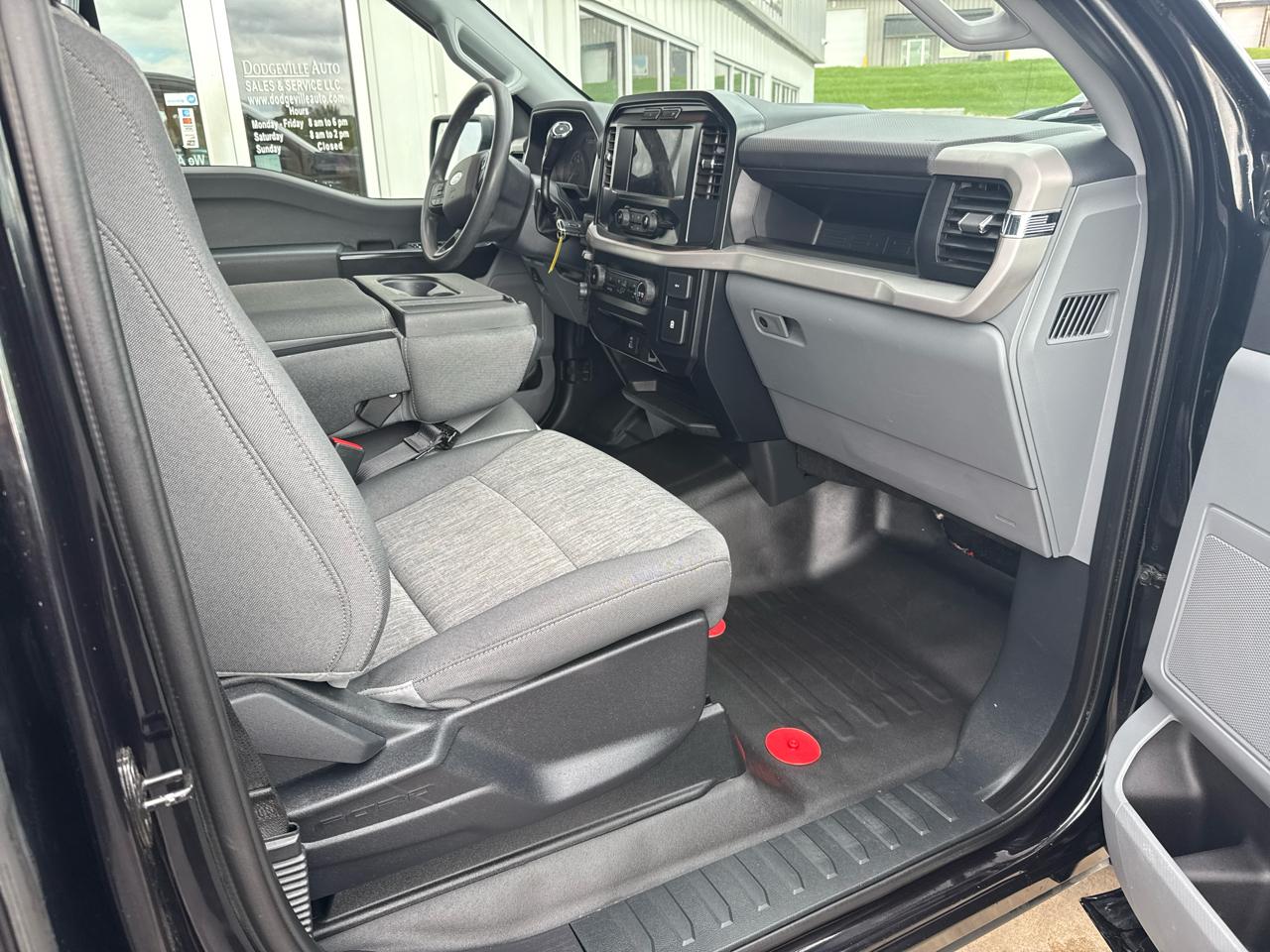 Ford F-150 XL 4WD SuperCrew 5.5' Box 2023