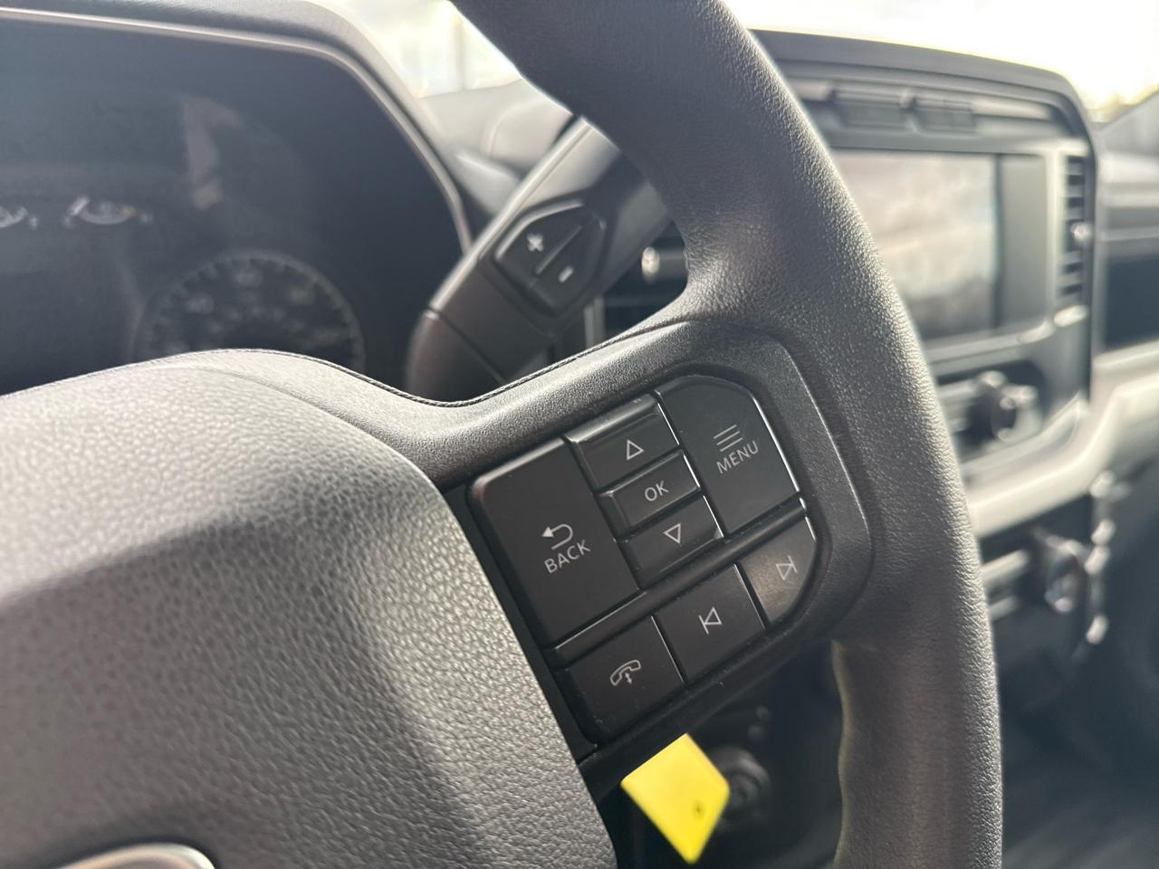 Ford F-150 XL 4WD SuperCrew 5.5' Box 2023