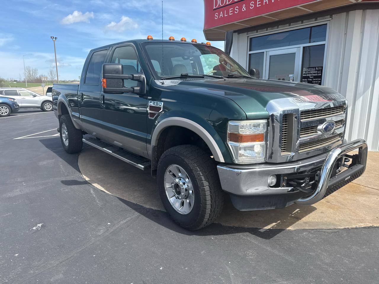 Ford Super Duty F-250 SRW Lariat 4WD Crew Cab 6.75' Box 2010