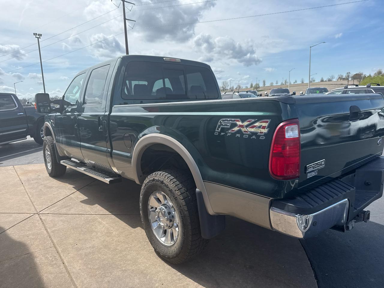 Ford Super Duty F-250 SRW Lariat 4WD Crew Cab 6.75' Box 2010