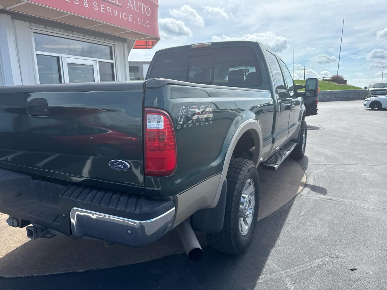 Ford Super Duty F-250 SRW Lariat 4WD Crew Cab 6.75' Box 2010