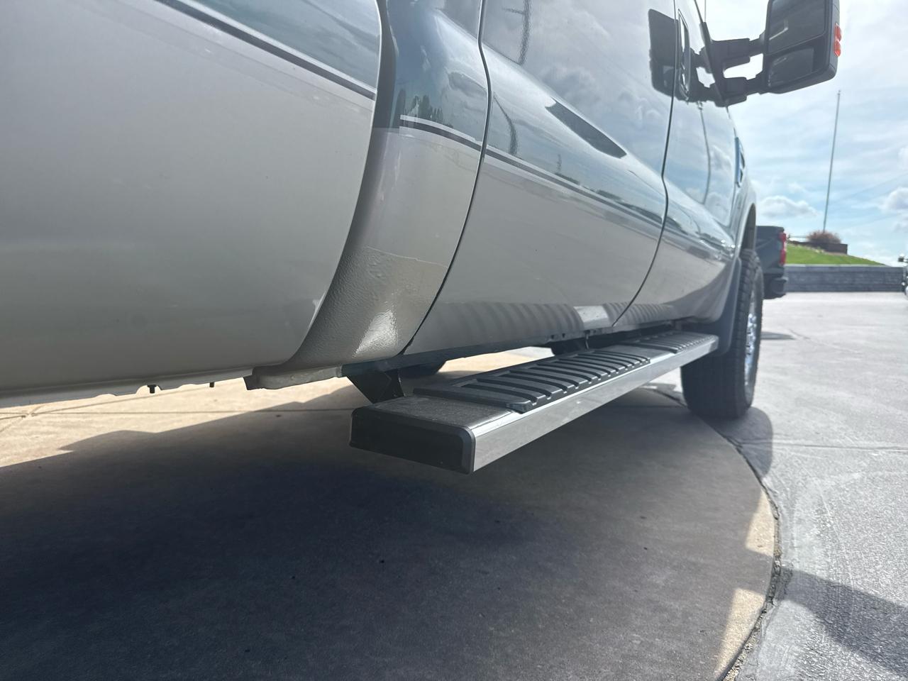 Ford Super Duty F-250 SRW Lariat 4WD Crew Cab 6.75' Box 2010