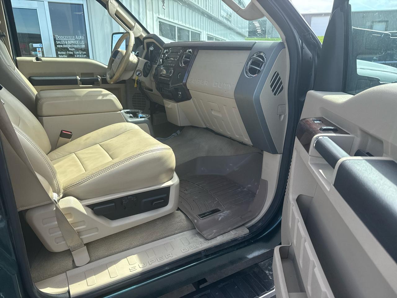 Ford Super Duty F-250 SRW Lariat 4WD Crew Cab 6.75' Box 2010