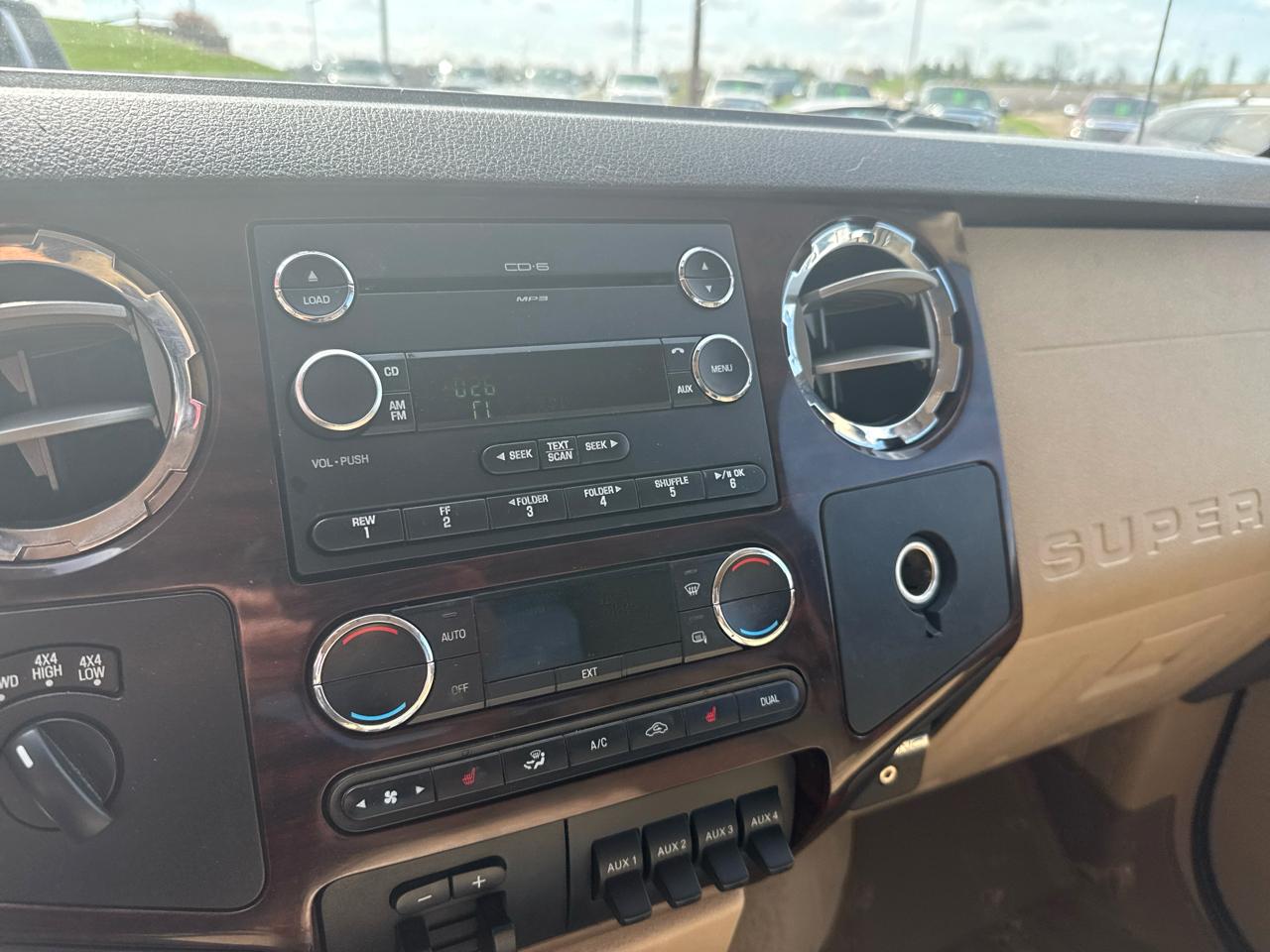 Ford Super Duty F-250 SRW Lariat 4WD Crew Cab 6.75' Box 2010