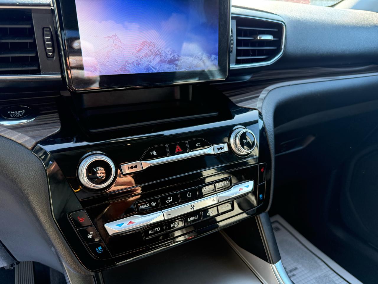 Ford Explorer Limited 4WD 2022