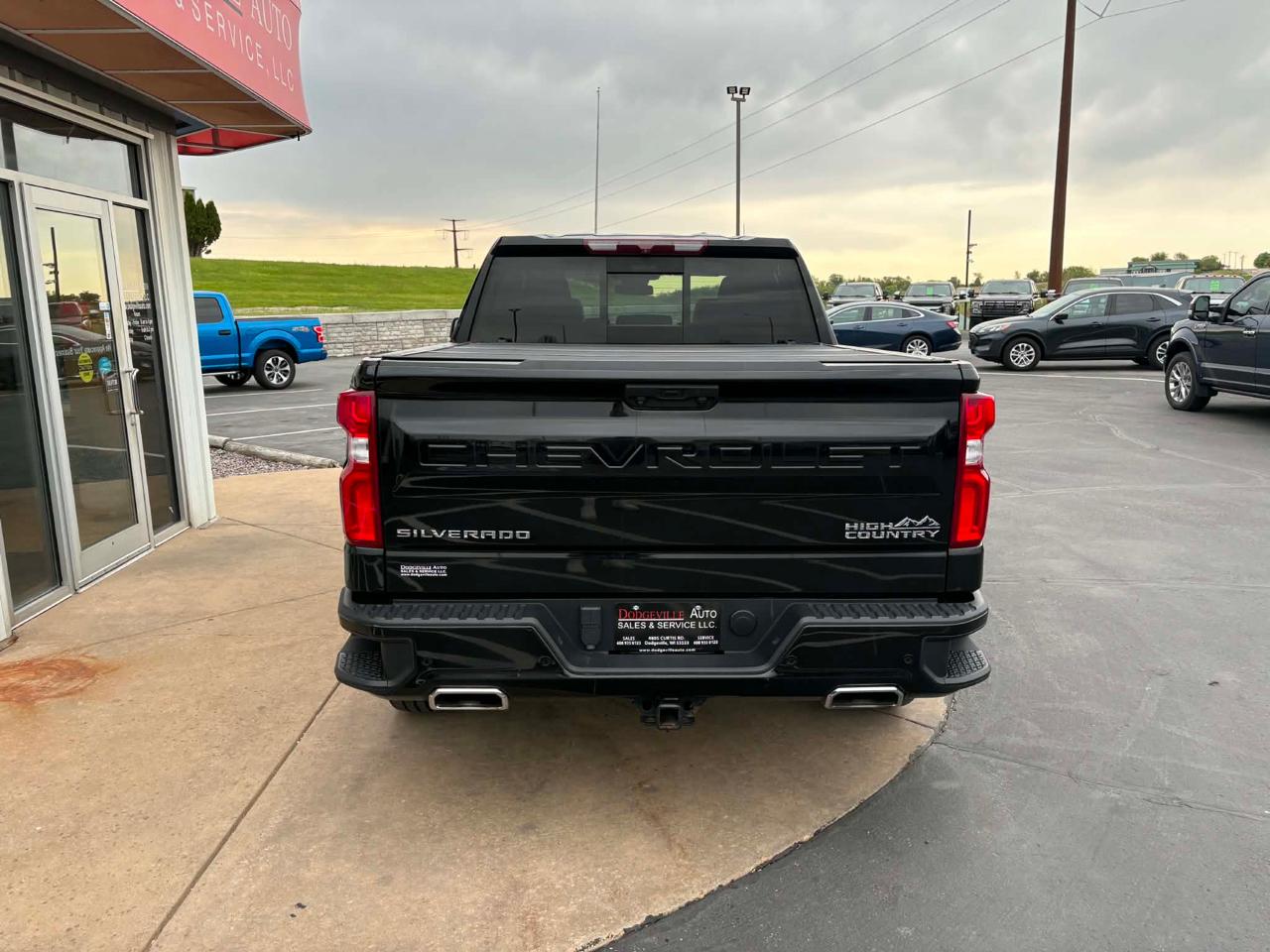 Chevrolet Silverado 1500 4WD Crew Cab 147" High Country 2022