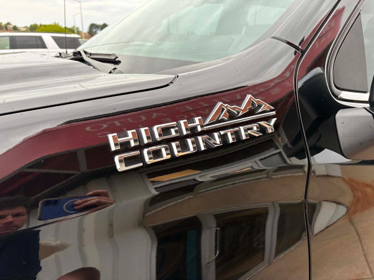 Chevrolet Silverado 1500 4WD Crew Cab 147" High Country 2022