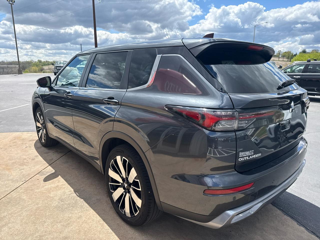 Mitsubishi Outlander SE S-AWC 2025