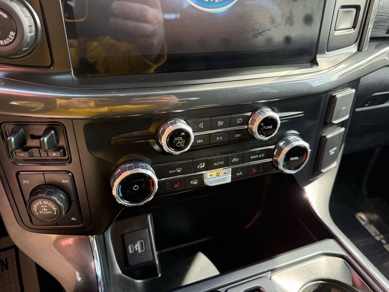 Ford F-150 XLT 4WD SuperCrew 6.5' Box 2023