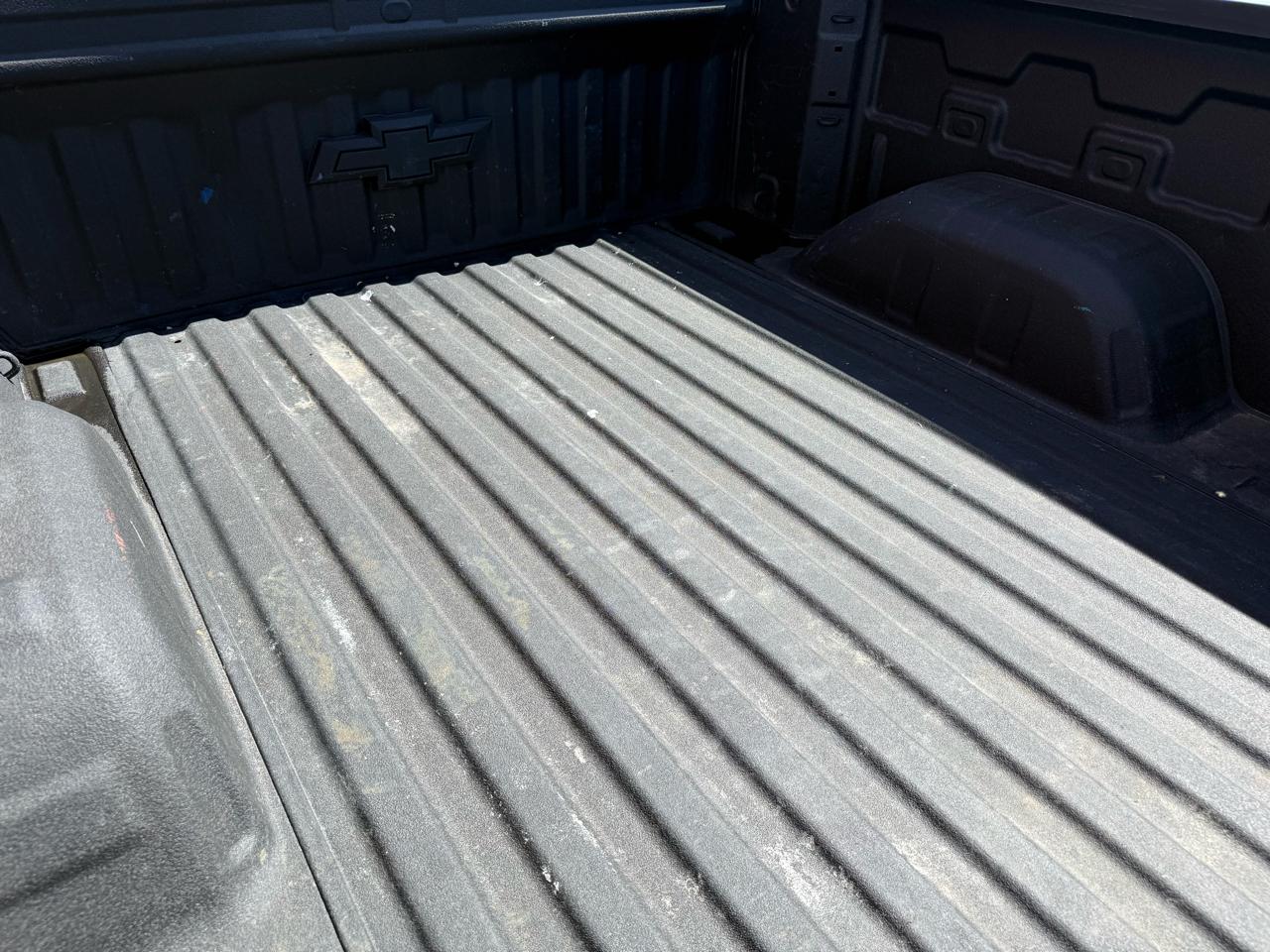Chevrolet Silverado 1500 4WD Crew Cab 147" LT w/1LT 2024