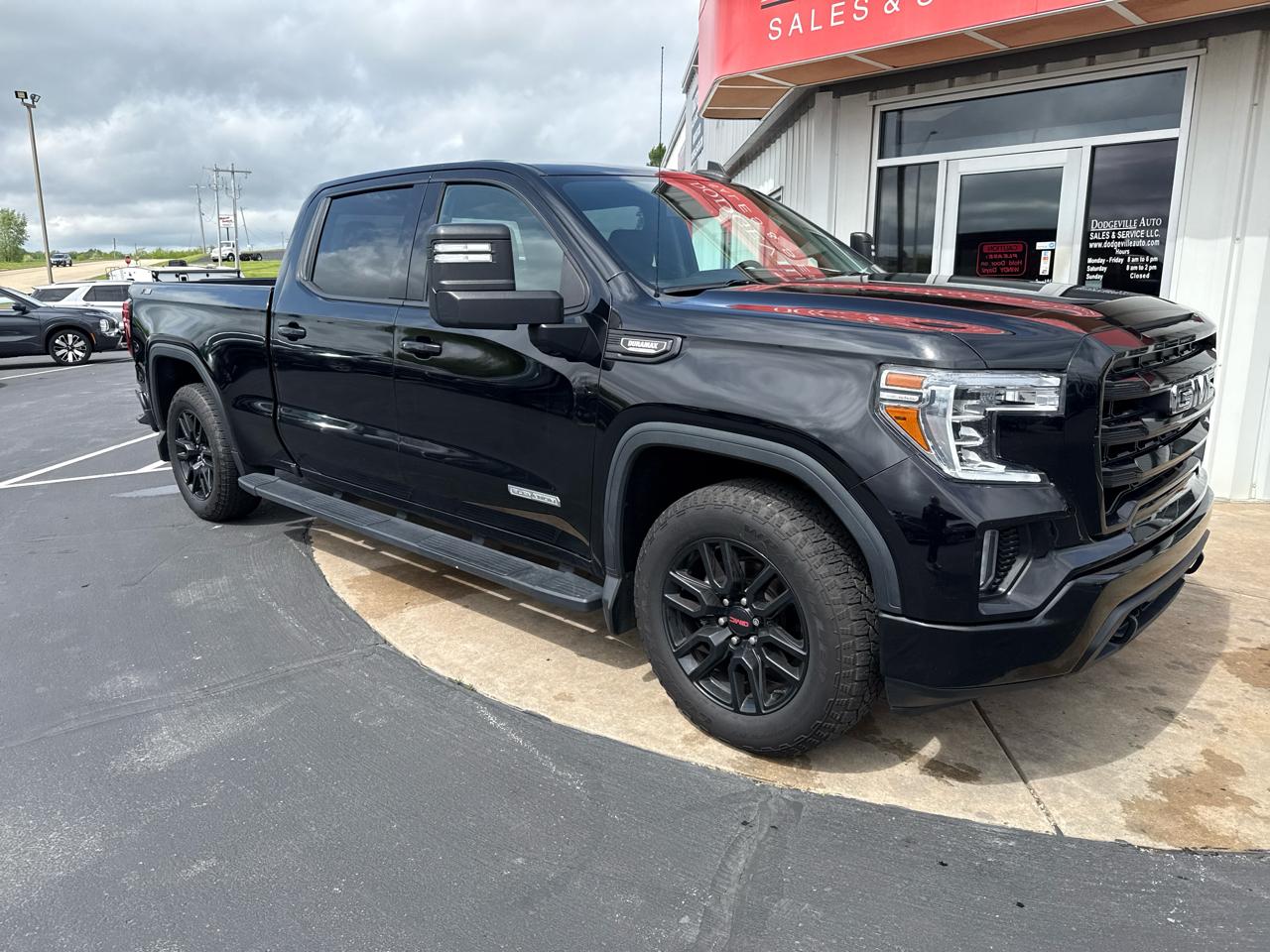 GMC Sierra 1500 4WD Crew Cab 157" Elevation 2021
