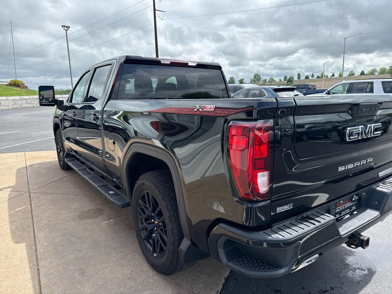 GMC Sierra 1500 4WD Crew Cab 157" Elevation 2021