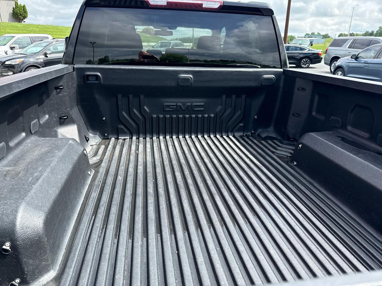 GMC Sierra 1500 4WD Crew Cab 157" Elevation 2021