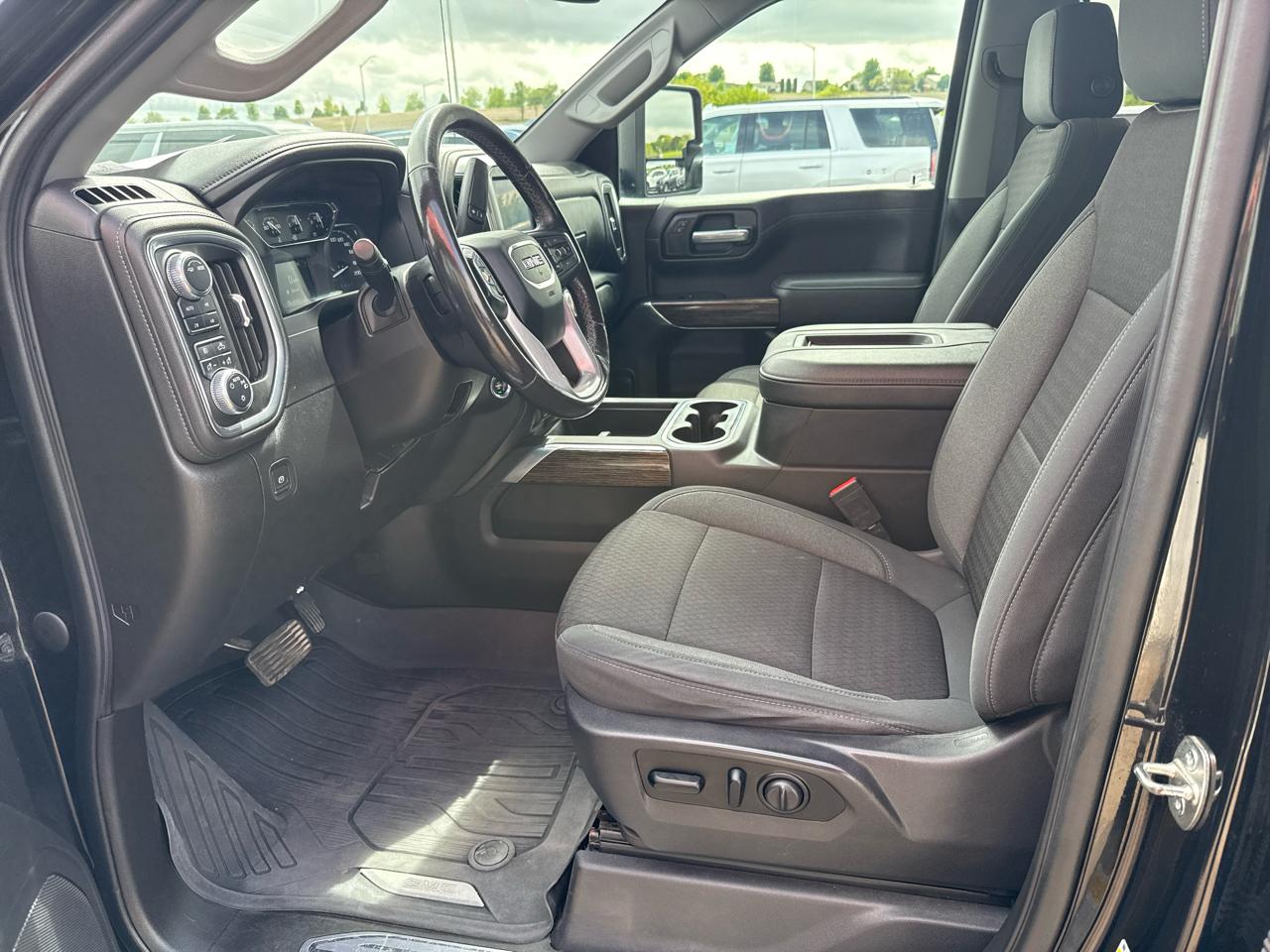 GMC Sierra 1500 4WD Crew Cab 157" Elevation 2021