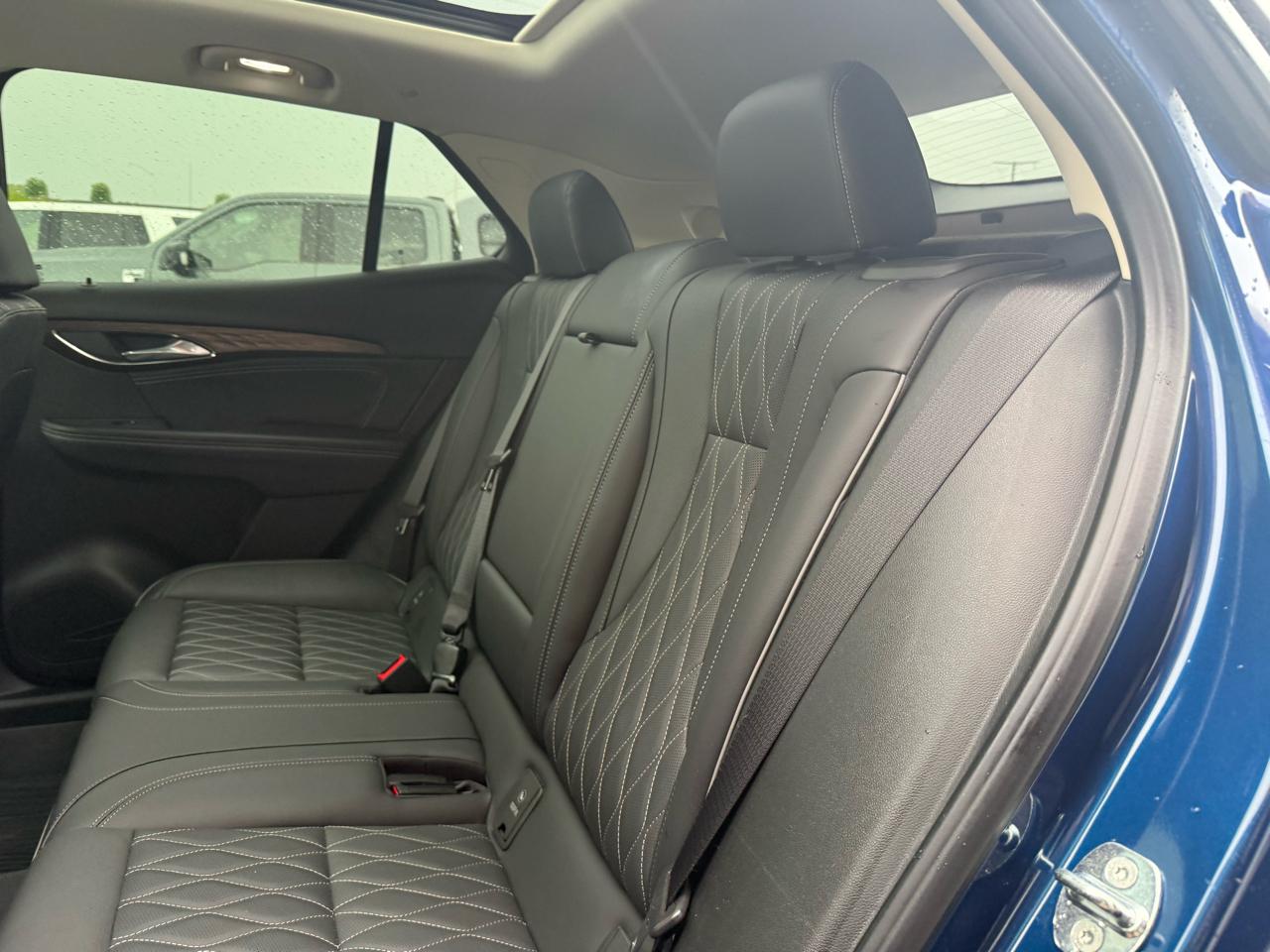 Buick Envision AWD 4dr Avenir 2023