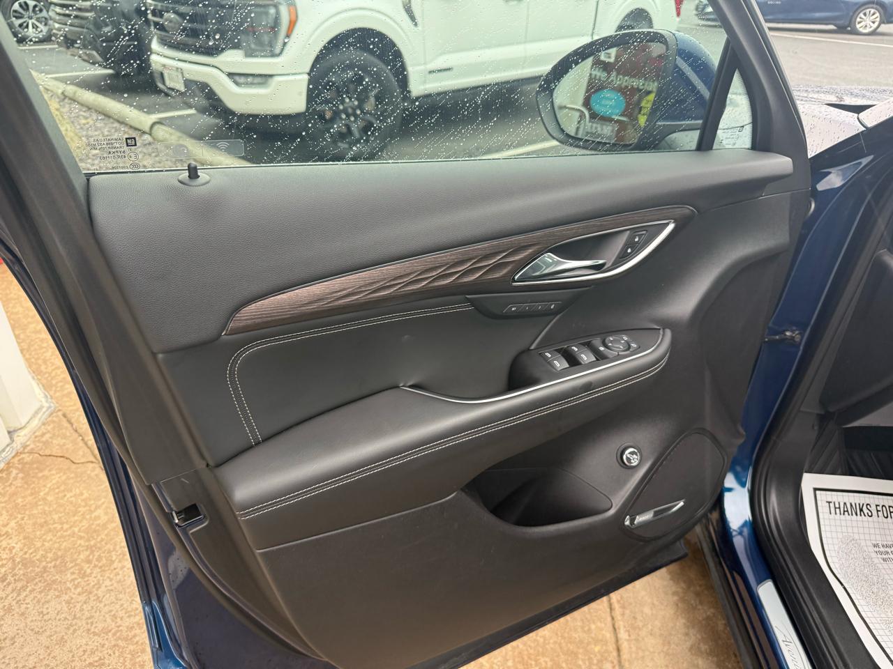 Buick Envision AWD 4dr Avenir 2023
