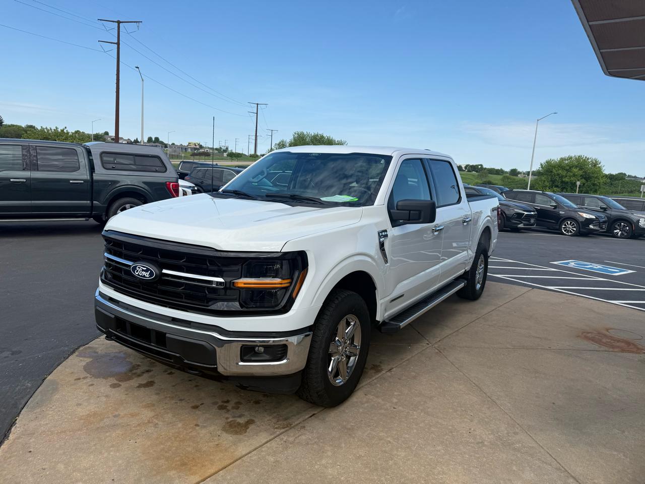 Ford F-150 XLT 4WD SuperCrew 5.5' Box 2025