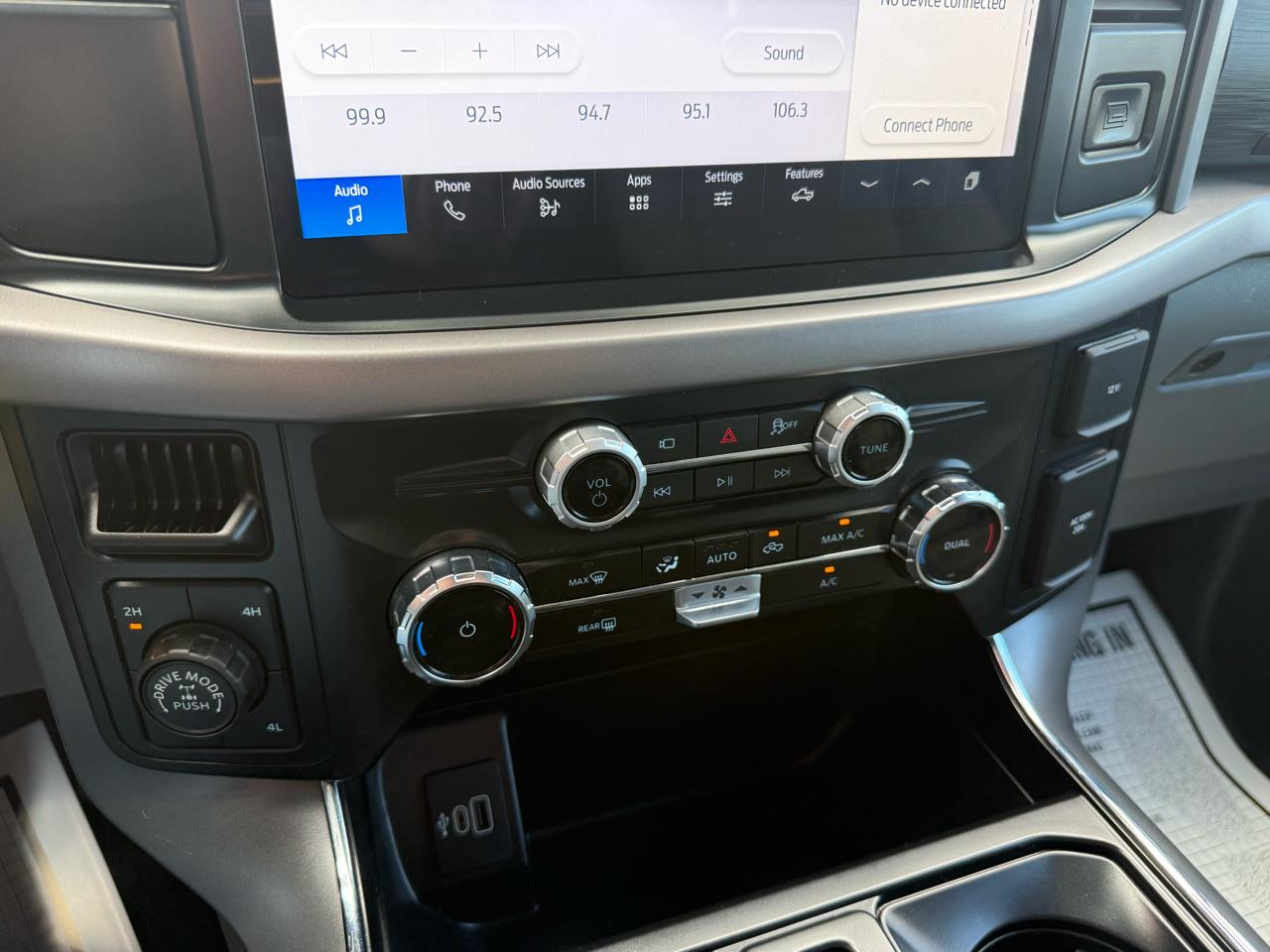 Ford F-150 XLT 4WD SuperCrew 5.5' Box 2025
