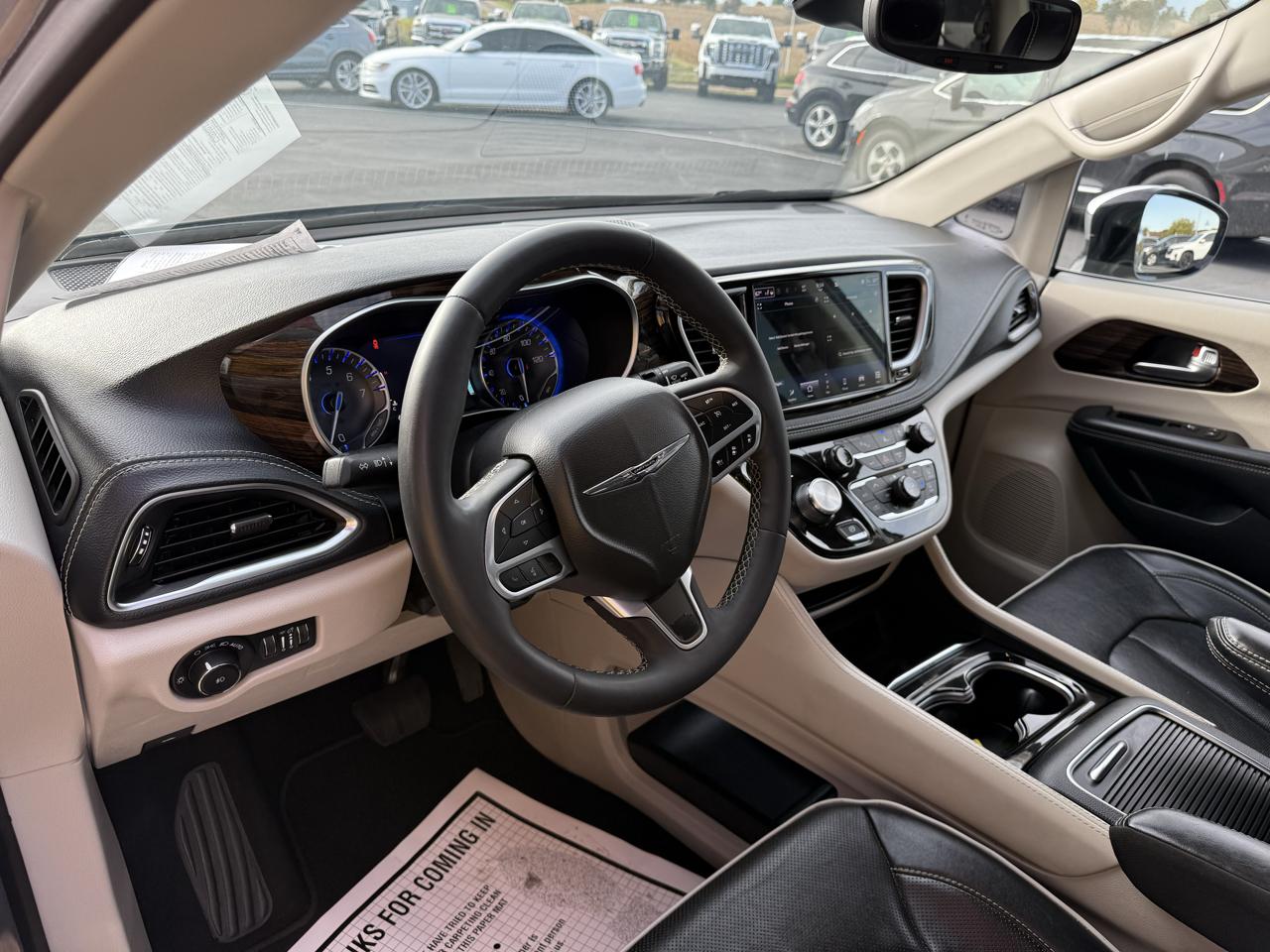 Chrysler Pacifica Limited FWD 2023