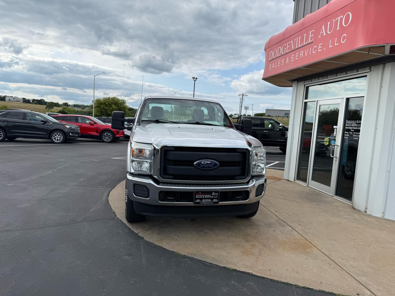 Ford Super Duty F-250 SRW 4WD Reg Cab 137" XL 2016