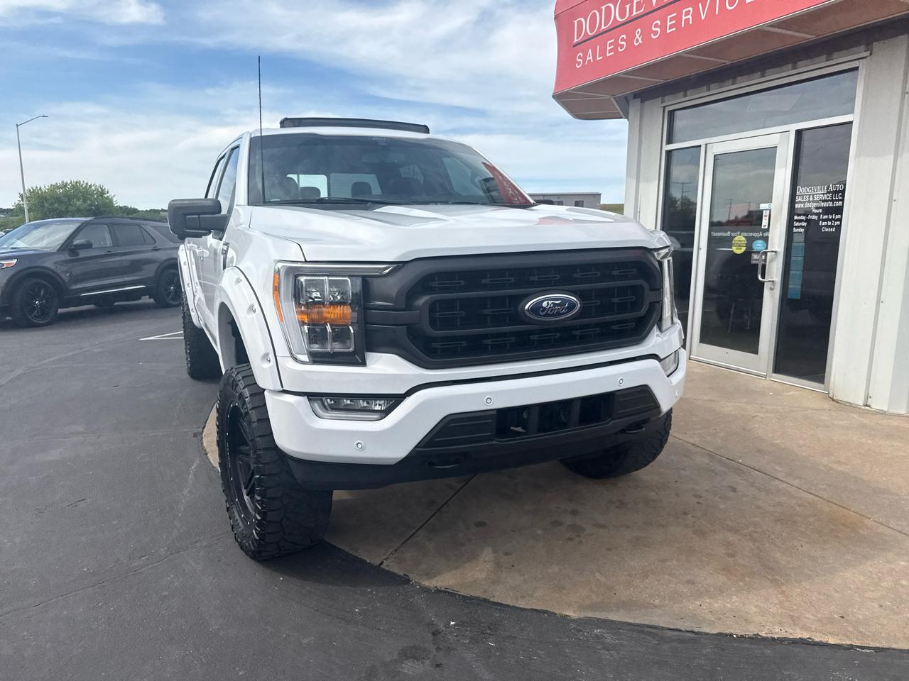 Ford F-150 SuperCrew 150" Lariat 4WD 2021
