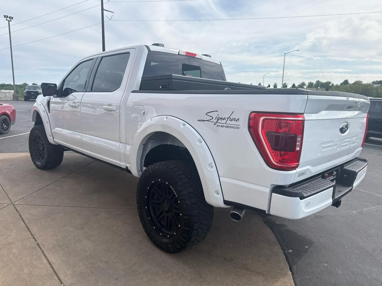 Ford F-150 SuperCrew 150" Lariat 4WD 2021