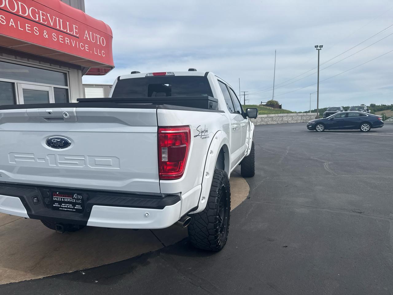 Ford F-150 SuperCrew 150" Lariat 4WD 2021