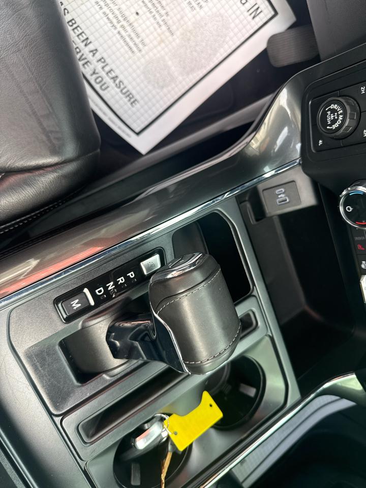 Ford F-150 SuperCrew 150" Lariat 4WD 2021