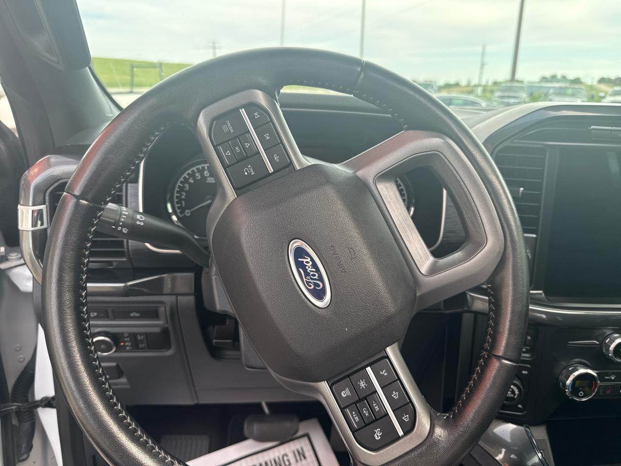 Ford F-150 SuperCrew 150" Lariat 4WD 2021