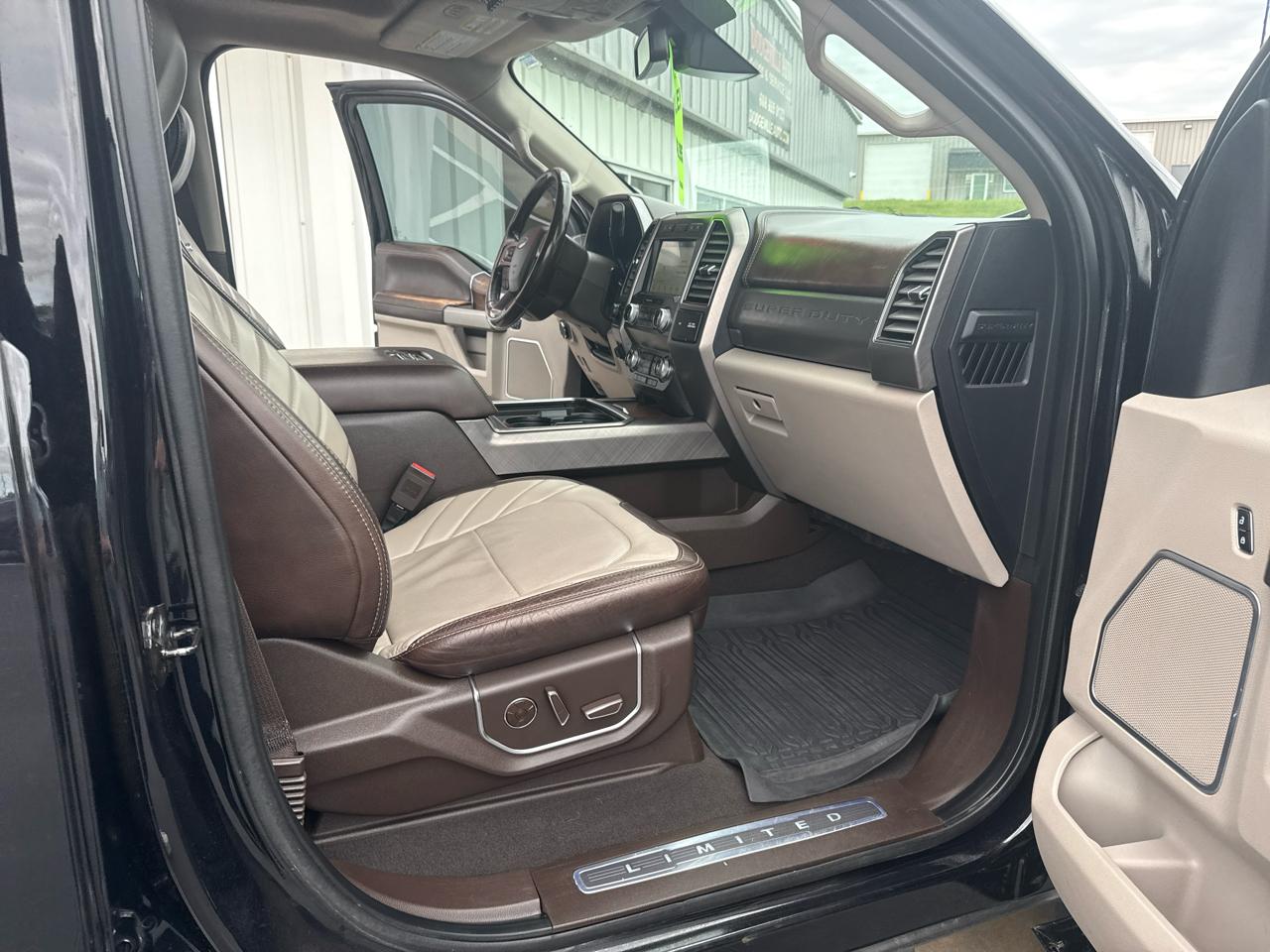 Ford Super Duty F-250 SRW Limited 4WD Crew Cab 6.75' Box 2019