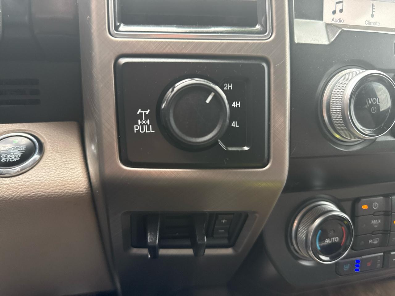 Ford Super Duty F-250 SRW Limited 4WD Crew Cab 6.75' Box 2019
