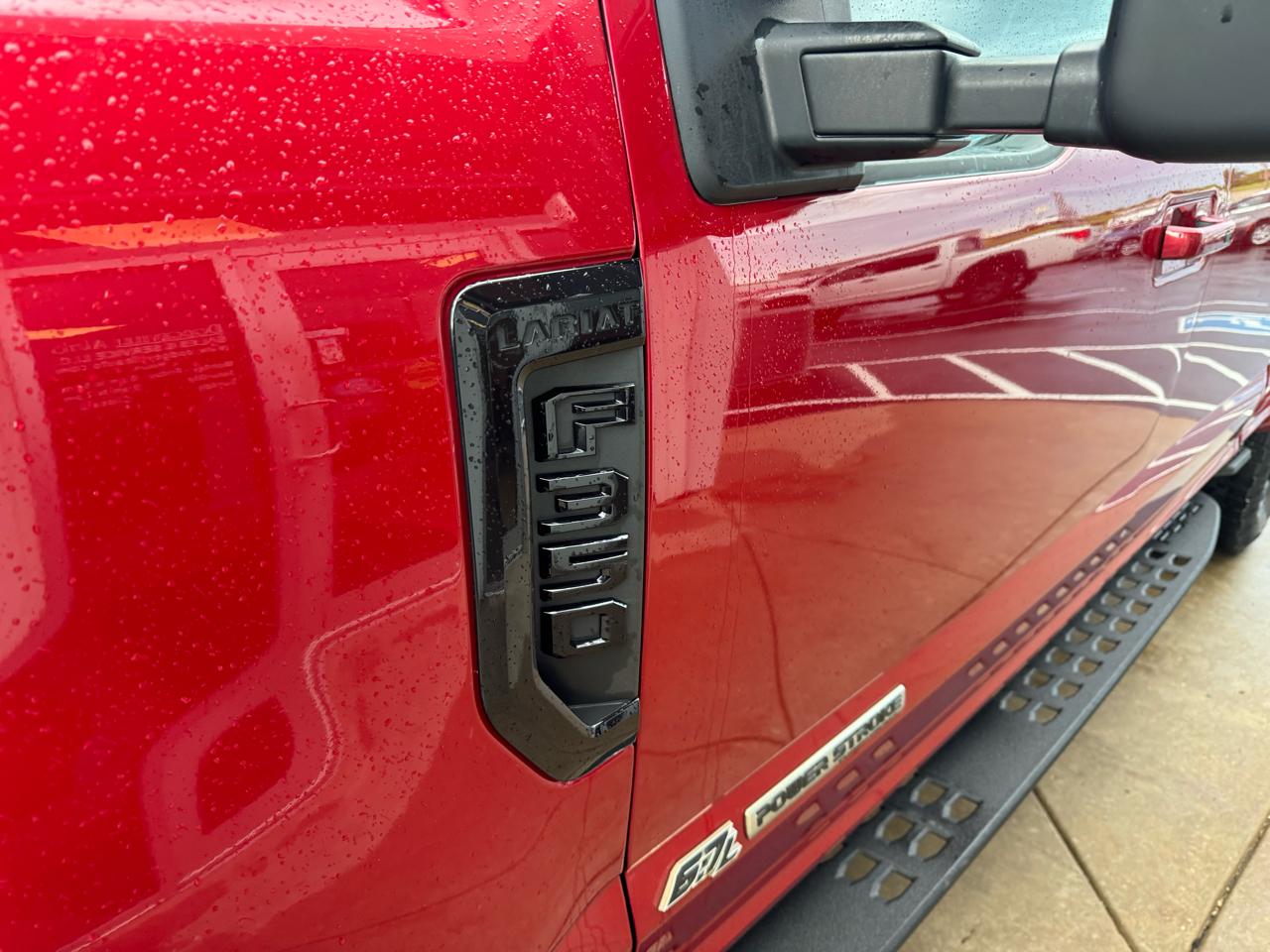 Ford Super Duty F-350 SRW Lariat 4WD Crew Cab 6.75' Box 2020