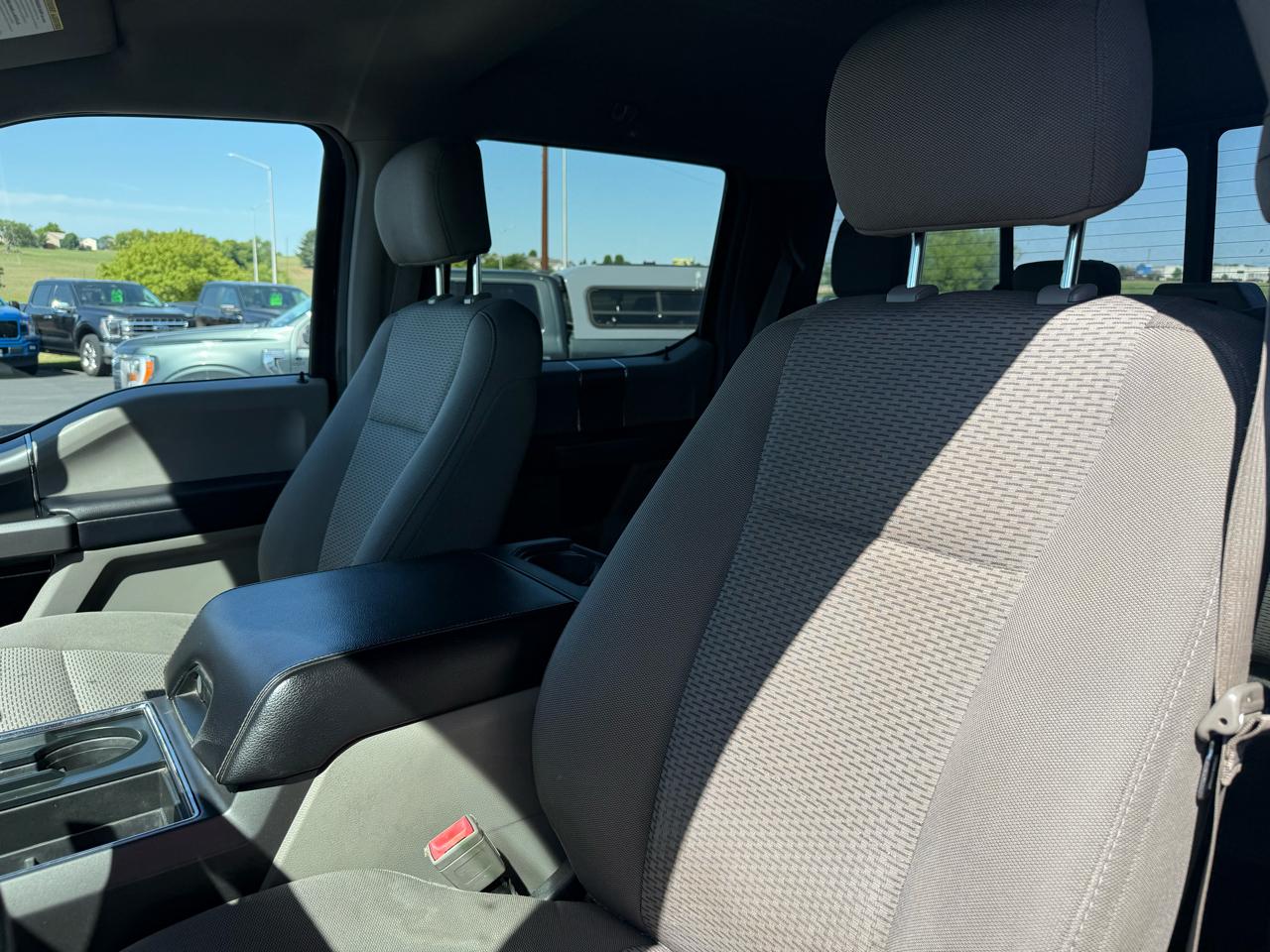 Ford Super Duty F-250 SRW XLT 4WD Crew Cab 6.75' Box 2018