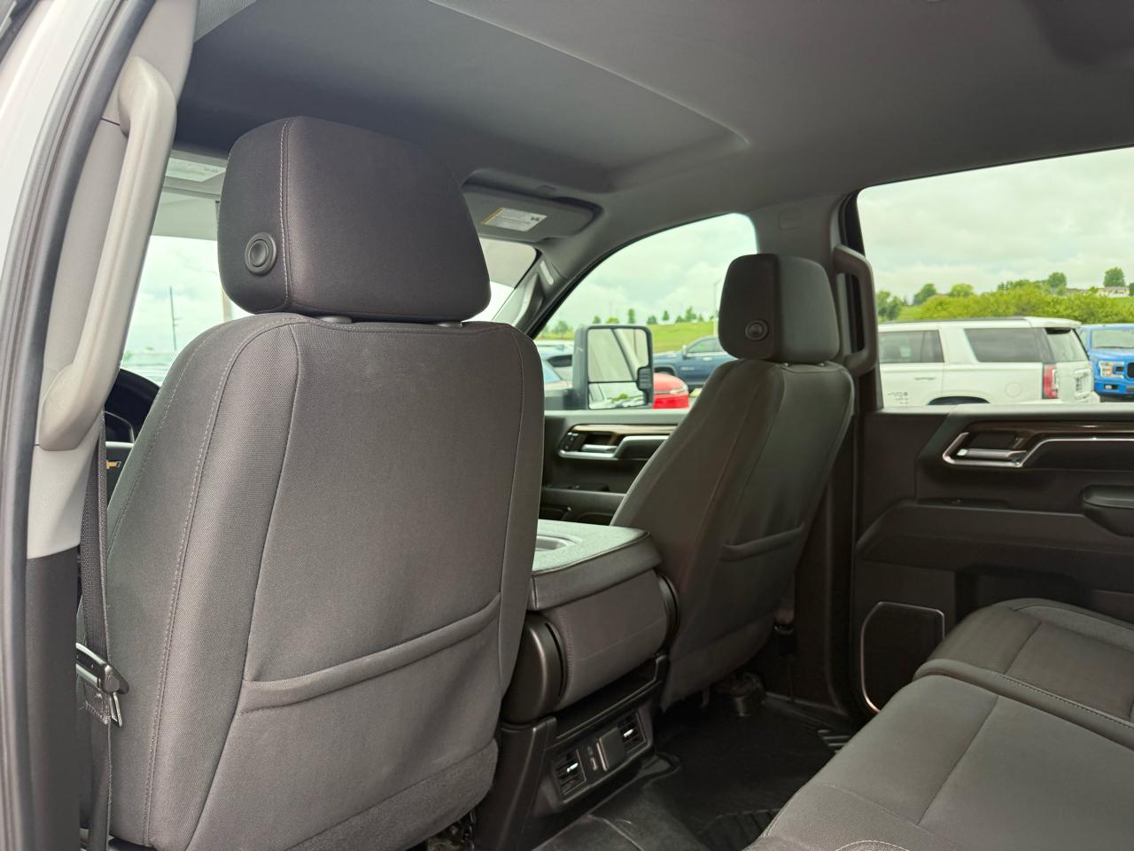 Chevrolet Silverado 2500HD 4WD Crew Cab 159" LT 2024