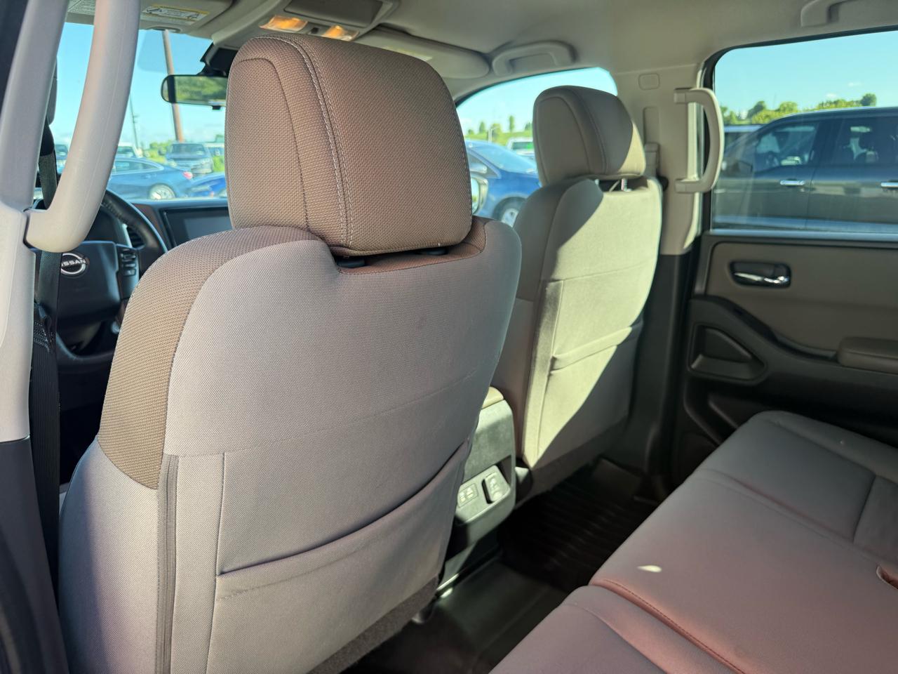Nissan Frontier Crew Cab 4x4 SV Auto 2022