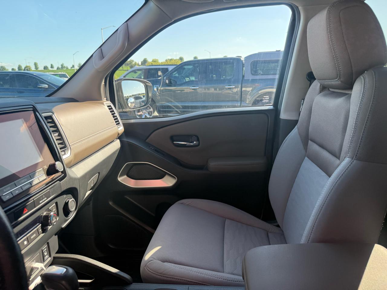 Nissan Frontier Crew Cab 4x4 SV Auto 2022