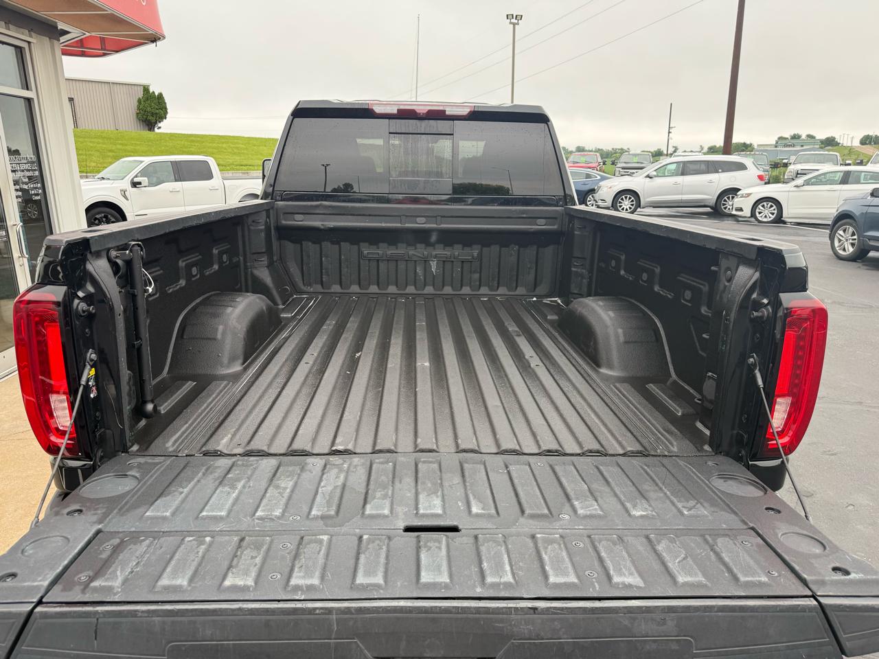 GMC Sierra 2500HD 4WD Crew Cab 159" Denali 2020