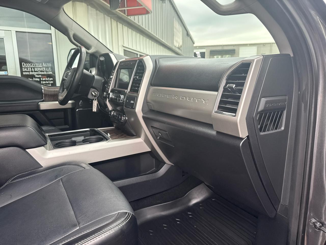 Ford Super Duty F-350 SRW Lariat 4WD Crew Cab 6.75' Box 2019