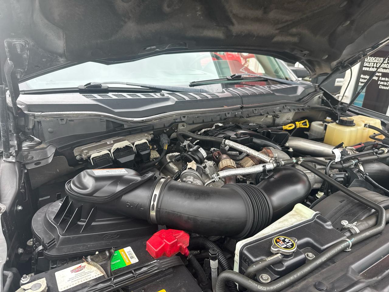Ford Super Duty F-350 SRW Lariat 4WD Crew Cab 6.75' Box 2019