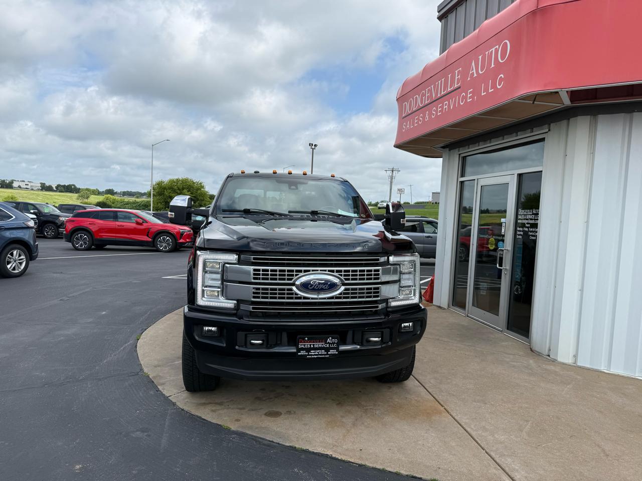 Ford Super Duty F-350 SRW King Ranch 4WD Crew Cab 8' Box 2018