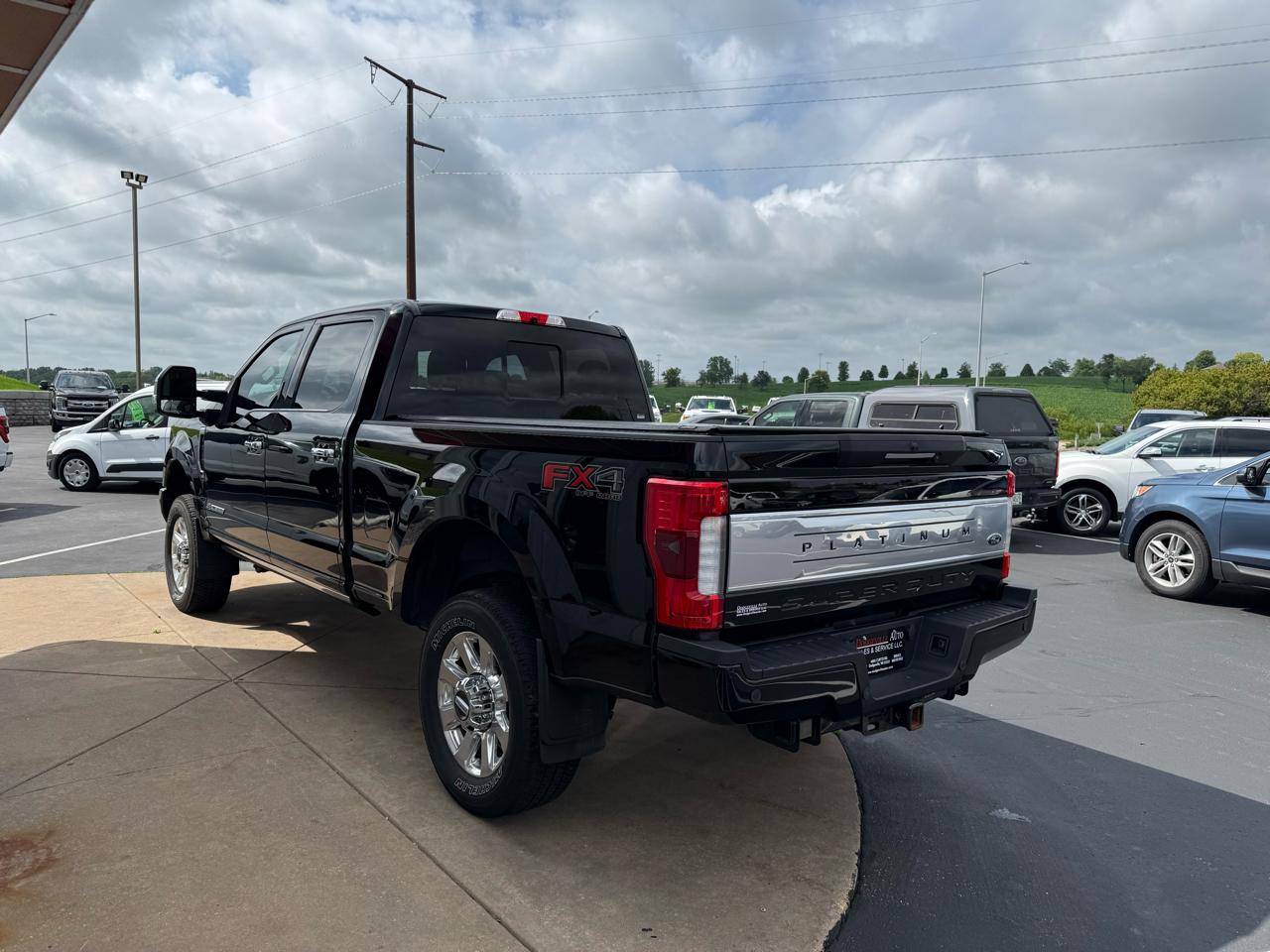 Ford Super Duty F-350 SRW King Ranch 4WD Crew Cab 8' Box 2018