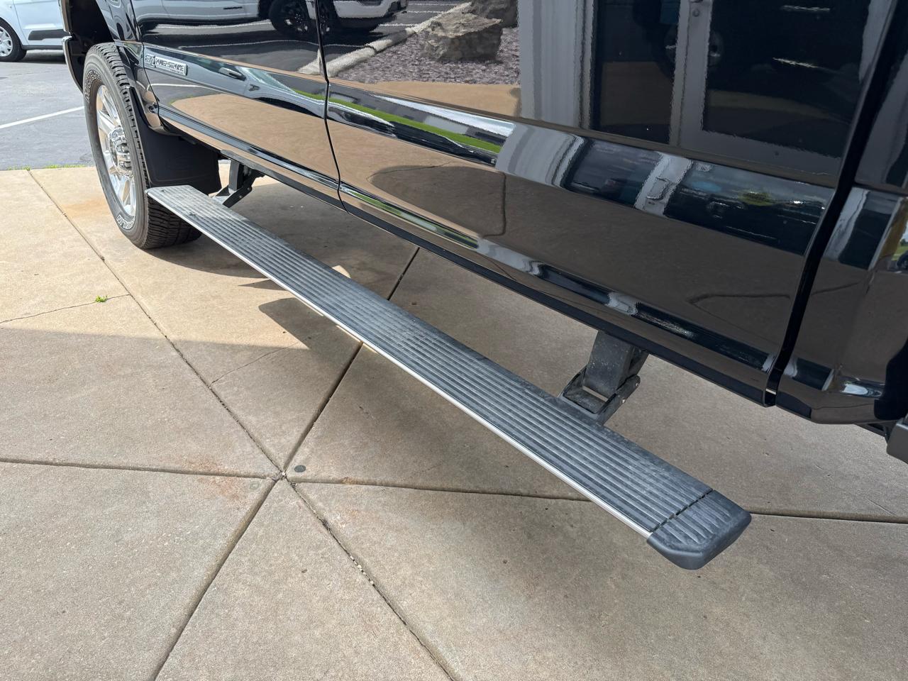Ford Super Duty F-350 SRW King Ranch 4WD Crew Cab 8' Box 2018