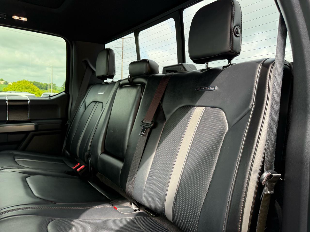 Ford Super Duty F-350 SRW King Ranch 4WD Crew Cab 8' Box 2018