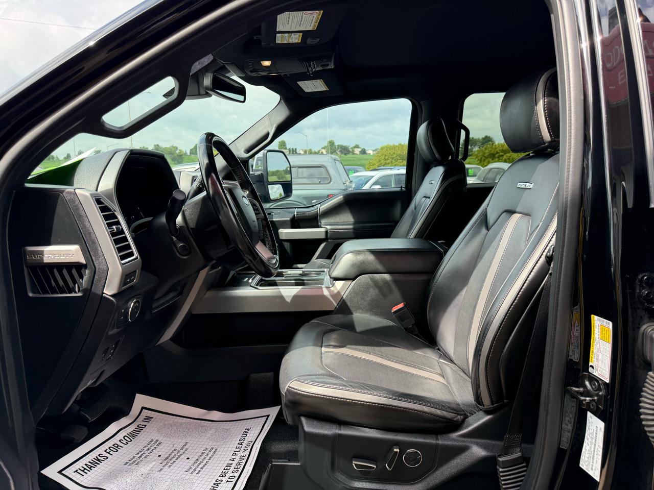 Ford Super Duty F-350 SRW King Ranch 4WD Crew Cab 8' Box 2018