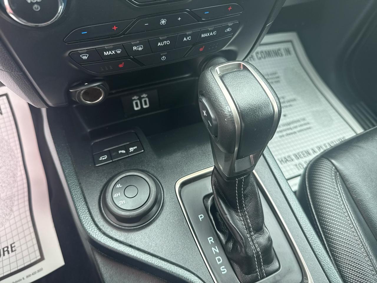 Ford Ranger Lariat SuperCrew 4WD 2022
