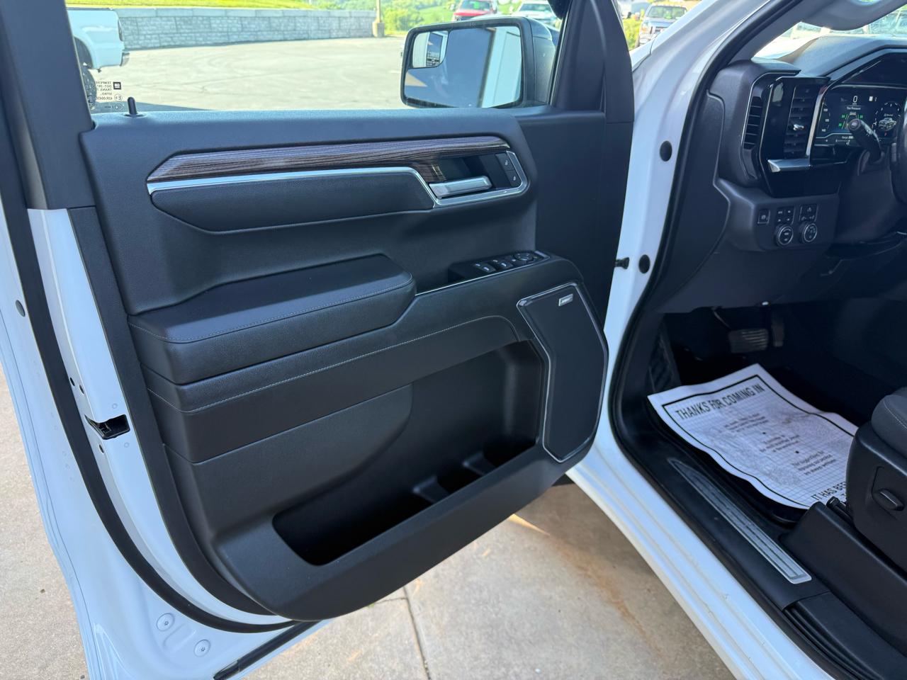 Chevrolet Silverado 1500 4WD Crew Cab 157" RST 2022